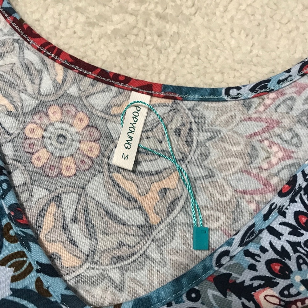 SOLD Sleeveless Boho Dress Mandala Print Soft Stretchy Size M ๐จ - Picture 5 of 10